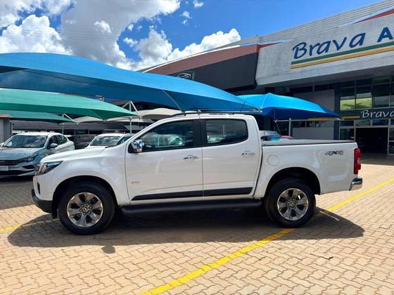 CHEVROLET S10 2.5 16V FLEX LTZ CD 4X4 AUTOMÁTICO CHEVROLET S10 2.5 16V FLEX LTZ CD 4X4 AUTOMÁTICO